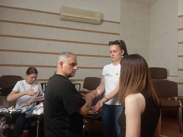 Занятие по первой помощи для команды «Красавицы Калининского района Санкт-Петербурга»